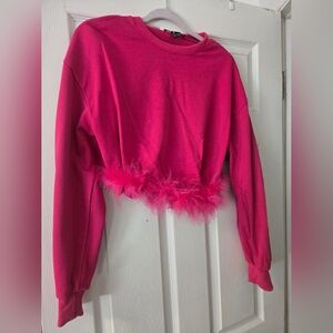 Hot pink feather light sweater !